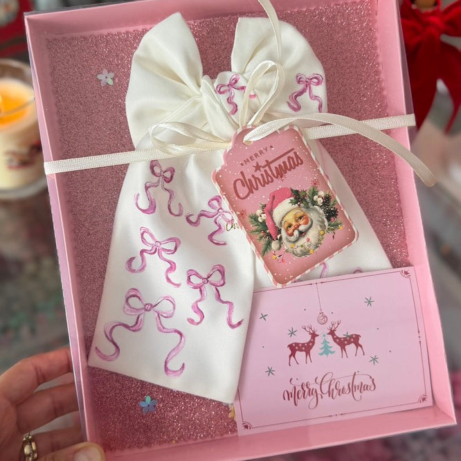 Fundița ⁠⁠Blush Confetti