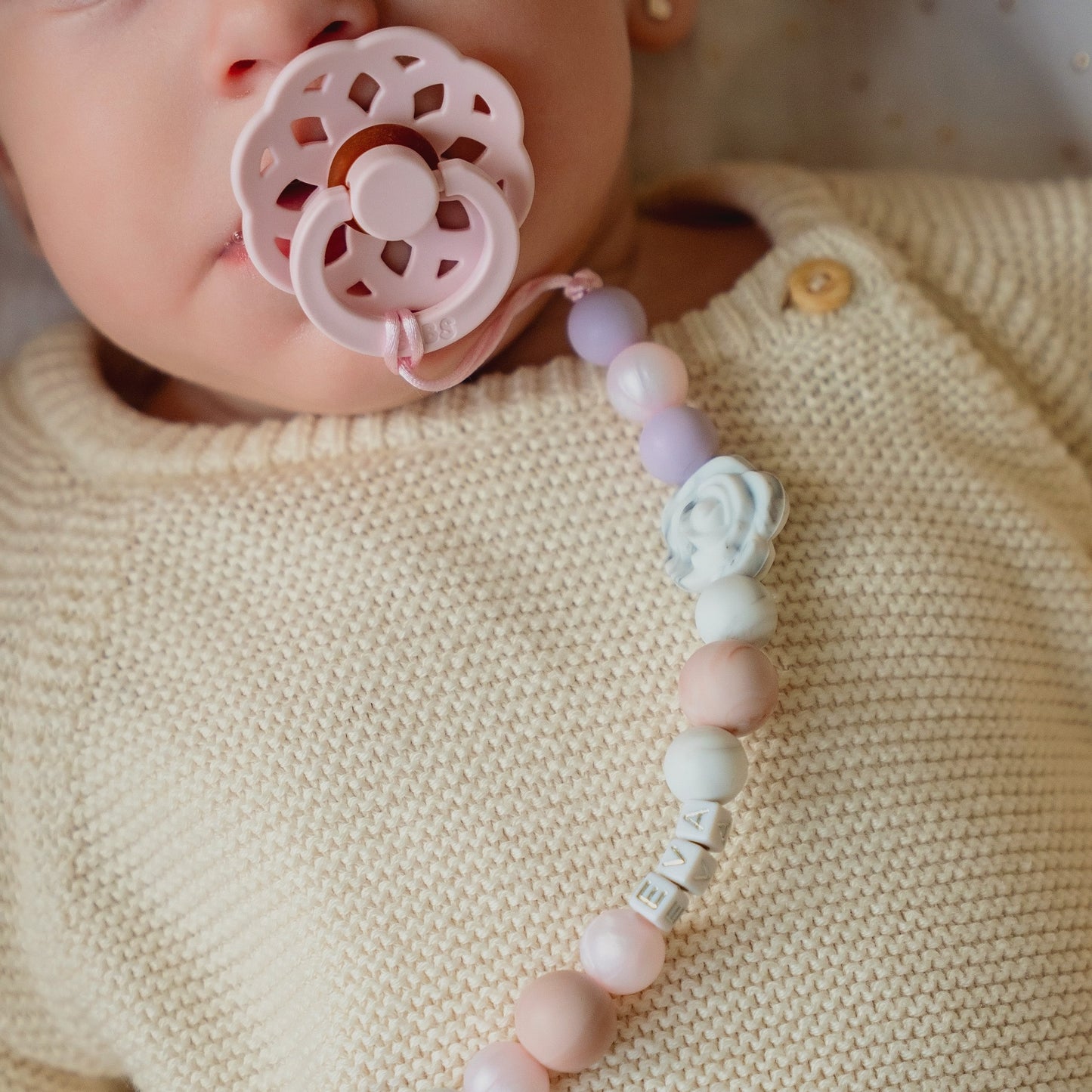 Lănțișorul Lilac & Lace